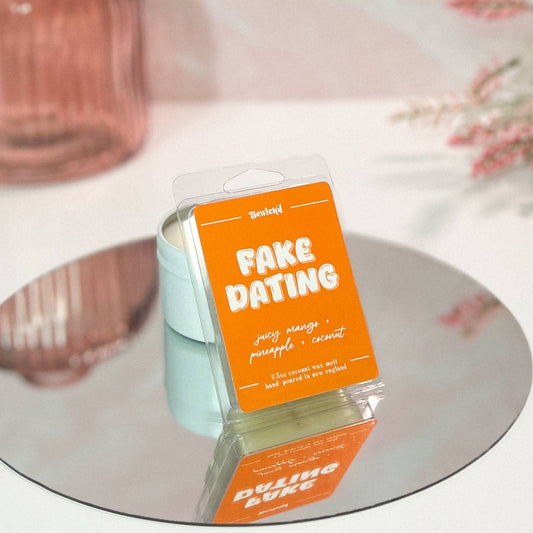 Fake Dating Wax Melt - Book-Inspired Luxury Coconut Wax